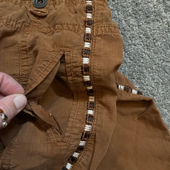Anthropologie Brown Street Joggers Embroidered Side Detailing XS - Picture 16 of 16